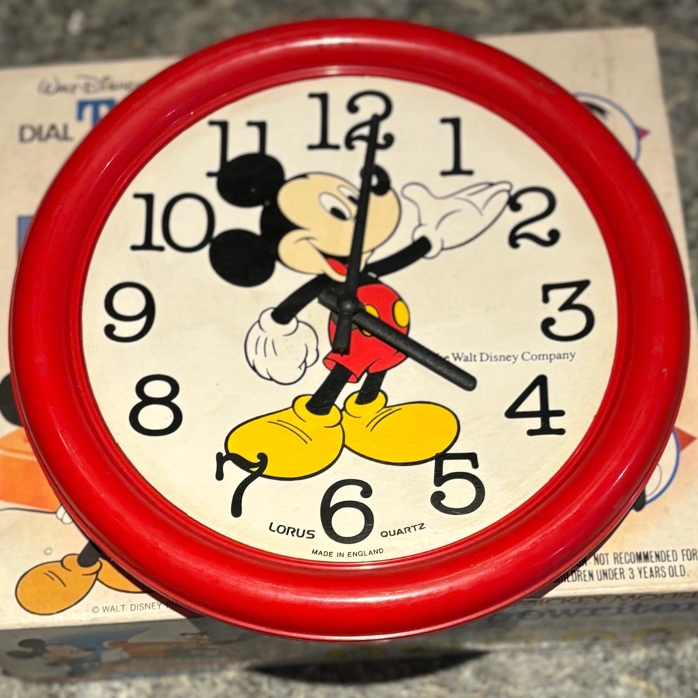 Vintage Disney Mickey Mouse Lorus Quartz 1987 Reversible Face Plate Wall Clock - Picture 14 of 14